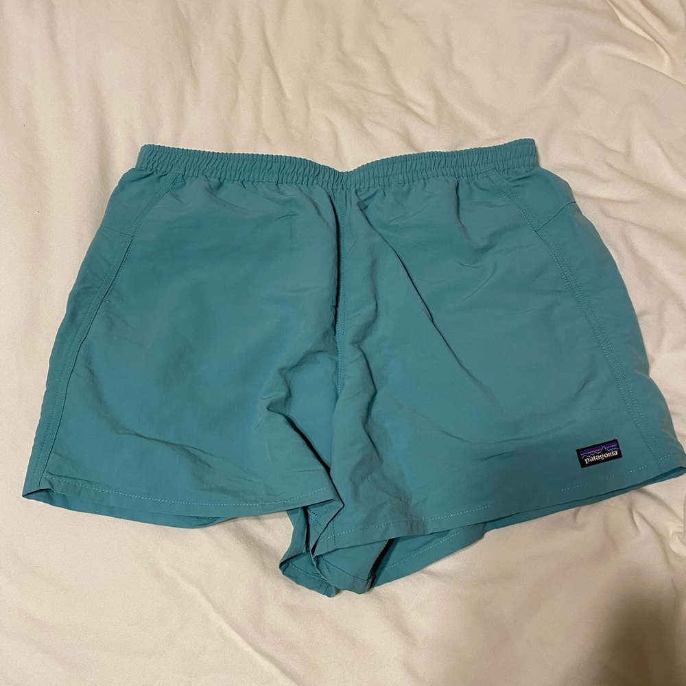 brand new patagonia baggies